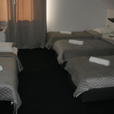 Drukarnia Smaku Hotel Olawa Ngoại thất bức ảnh