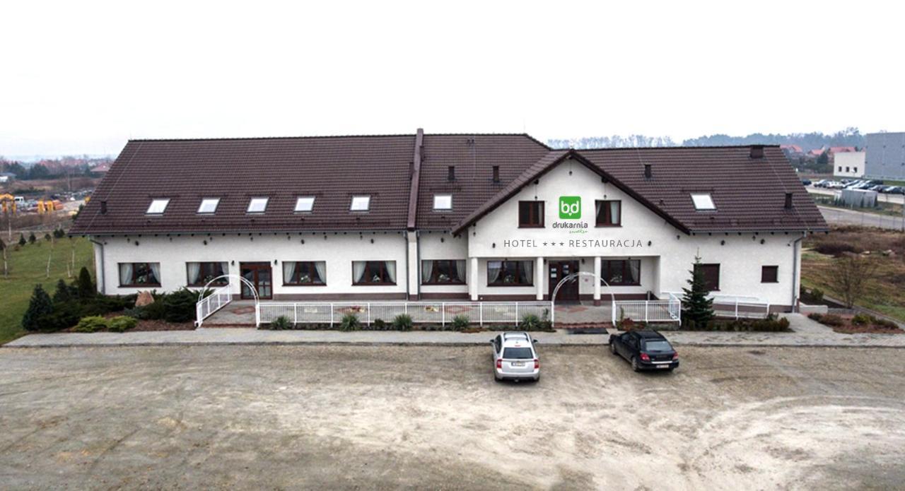 Drukarnia Smaku Hotel Olawa Ngoại thất bức ảnh